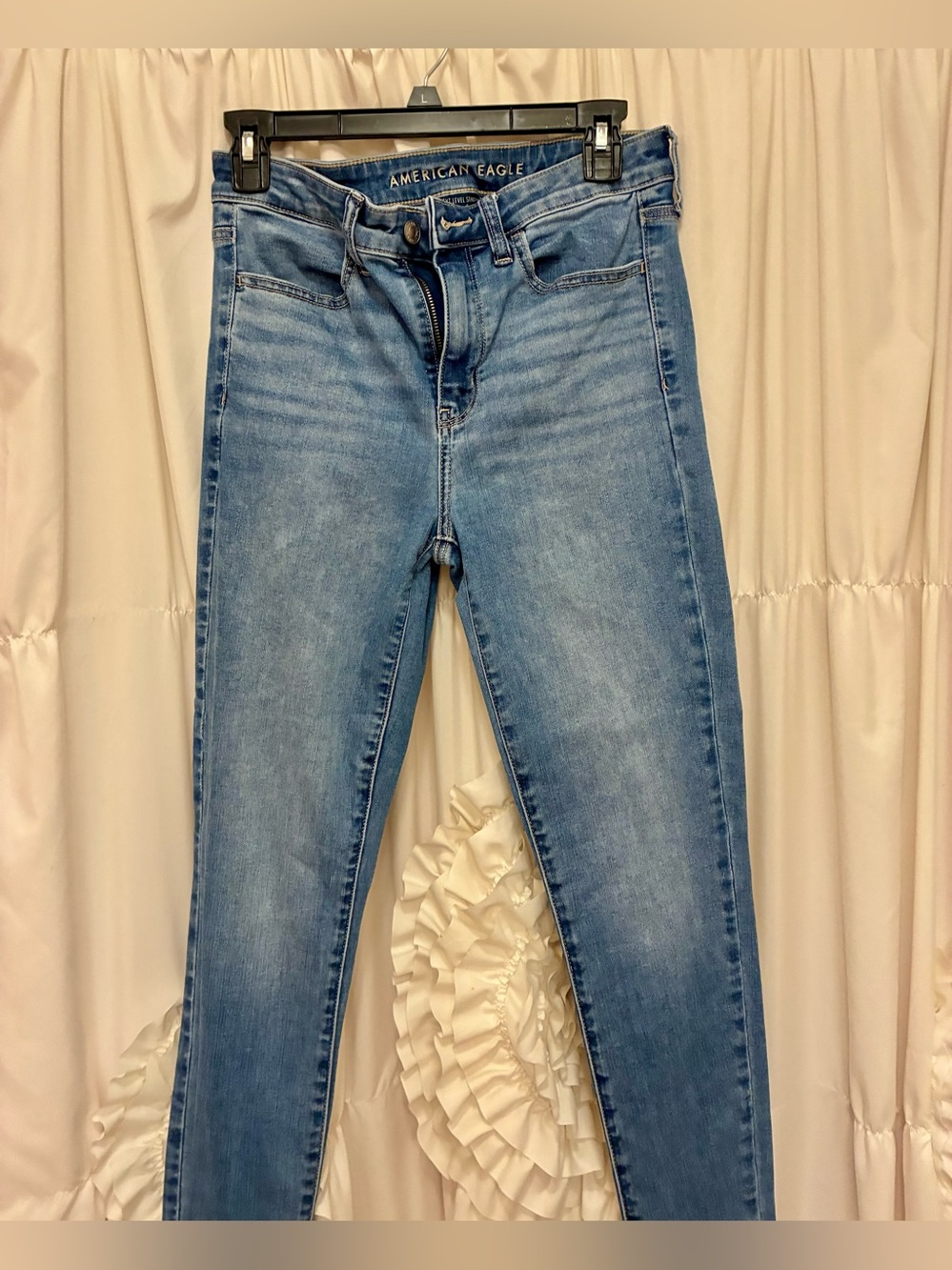 American Eagle Outfitters Skinny Jeggings - Medium Blue Wash-🌼